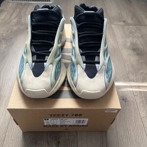 Adidas Yeezy 700 V3 Kyanite